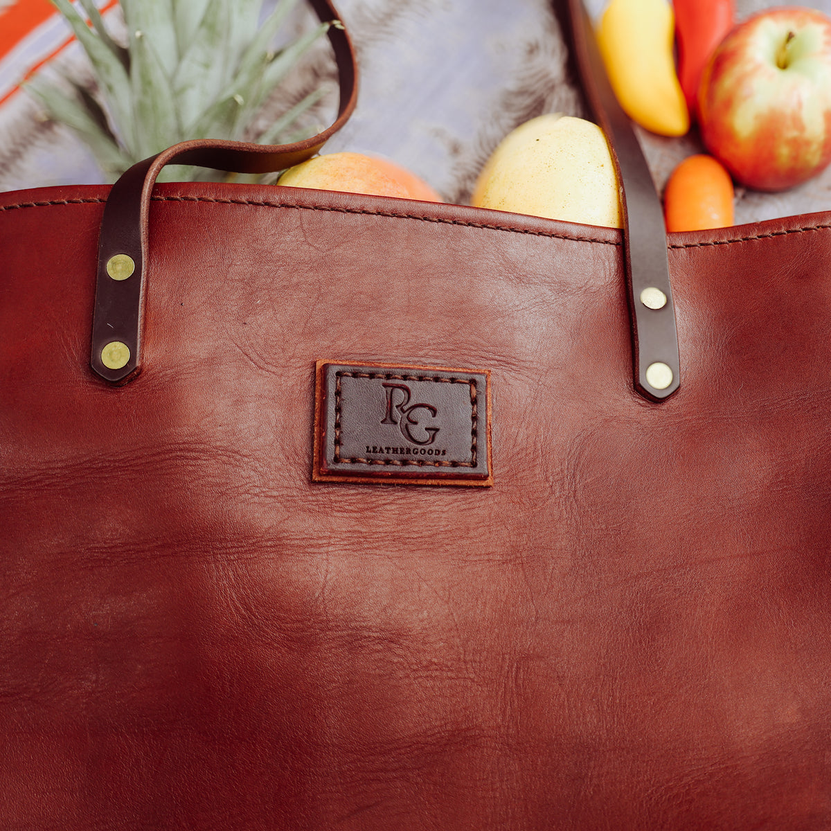 The MANEO Tote